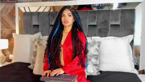    online show from October 7, 2025, 12:46 pm