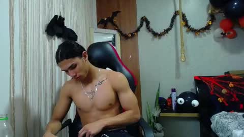 Snapshot of nazper_2 chatting on October 26, 2025, 9:42 pm NAZPER online show from October 26, 2025, 9:42 pm