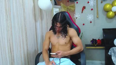 Snapshot of nazper_2 chatting on November 18, 2025, 6:34 pm NAZPER online show from November 18, 2025, 6:34 pm