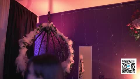 Nefertari online show from December 22, 2025, 12:02 pm