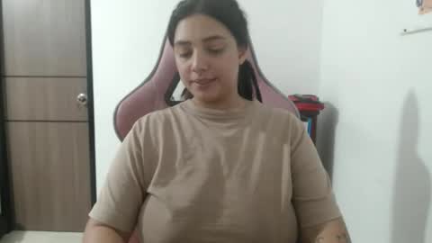 Snapshot of nebyula_star chatting on February 25, 2026, 2:32 am Nebyula online show from February 25, 2026, 2:32 am