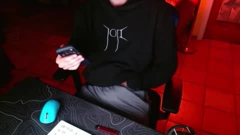 tootired online show from April 5, 2026, 4:09 am