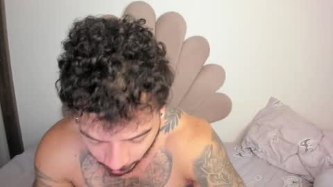 Nei turn green online show from November 18, 2025, 10:52 am