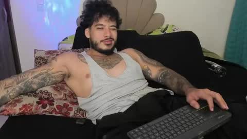 Snapshot of neeii chatting on April 21, 2026, 1:07 am Nei turn green online show from April 21, 2026, 1:07 am