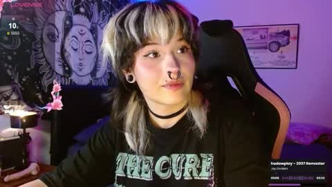 Snapshot of neena_nyx chatting on February 1, 2026, 11:03 pm Neena Nyx online show from February 1, 2026, 11:03 pm