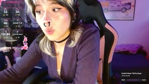 Snapshot of neena_nyx chatting on February 4, 2026, 10:47 pm Neena Nyx online show from February 4, 2026, 10:47 pm