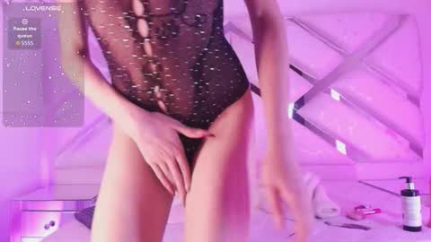 Snapshot of nefera_nox chatting on February 13, 2026, 3:35 am nefera_nox online show from February 13, 2026, 3:35 am