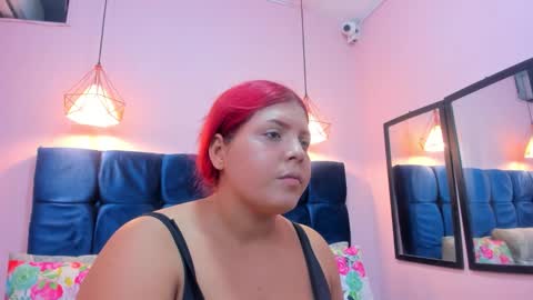 Snapshot of neferet_opal chatting on March 19, 2026, 12:36 am neferet_opal online show from March 19, 2026, 12:36 am