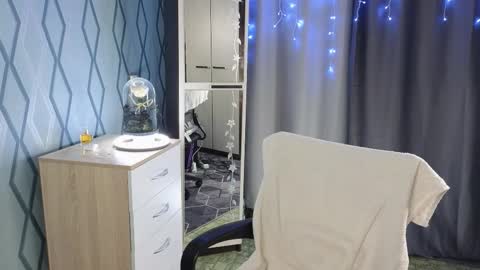 Snapshot of neganxxl chatting on October 4, 2025, 12:58 pm Negan online show from October 4, 2025, 12:58 pm