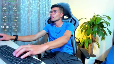 Snapshot of negreteth88 chatting on February 14, 2025, 12:09 am Fernando Negreteth online show from February 14, 2025, 12:09 am