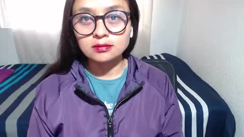 Zoe online show from September 23, 2025, 12:30 pm