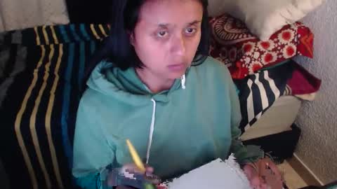 Zoe online show from December 19, 2025, 1:12 am