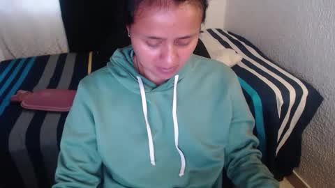 Zoe online show from December 20, 2025, 11:06 am