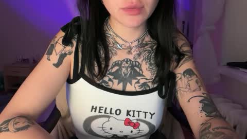 Neilanna online show from May 5, 2026, 7:22 pm