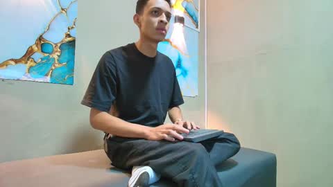 Snapshot of neithan_bleyt chatting on October 20, 2025, 4:18 pm NEITHAN online show from October 20, 2025, 4:18 pm