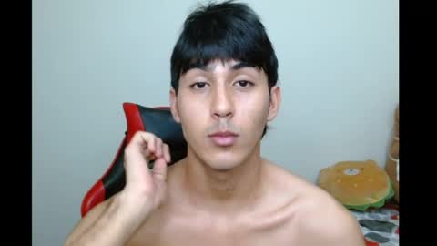 Snapshot of neithanzyn chatting on December 16, 2025, 8:14 pm Neithanzyn online show from December 16, 2025, 8:14 pm