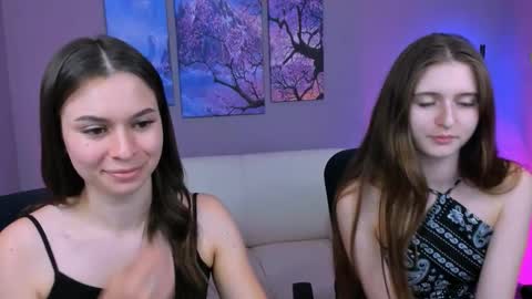 Meow online show from October 18, 2025, 1:52 am