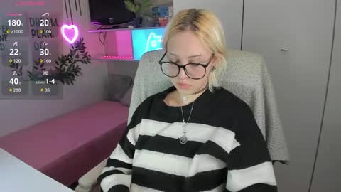 Kate online show from May 16, 2026, 9:13 pm