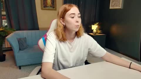 Nelli online show from November 19, 2025, 7:58 pm