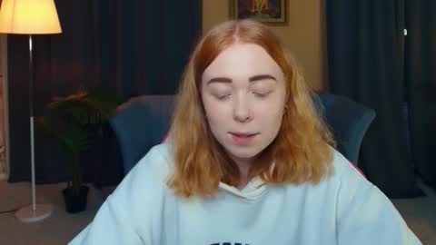 Nelli online show from December 18, 2025, 8:48 pm