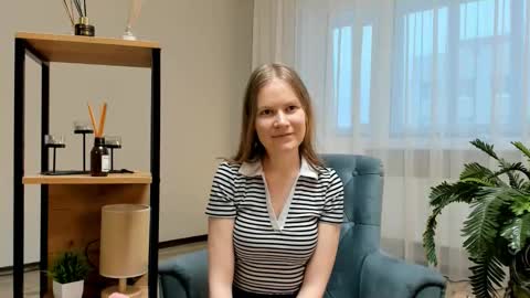 Leone online show from February 15, 2026, 4:20 am