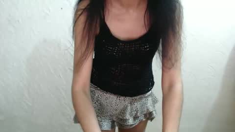 Nensy online show from November 28, 2025, 8:22 pm