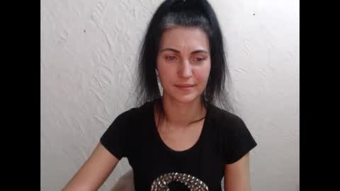 Snapshot of nensyfay_ chatting on January 9, 2026, 9:16 pm Nensy online show from January 9, 2026, 9:16 pm