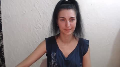 Snapshot of nensyfay_ chatting on April 2, 2026, 2:15 pm Nensy online show from April 2, 2026, 2:15 pm