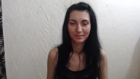 Snapshot of nensyfay_ chatting on April 24, 2026, 8:44 pm Nensy online show from April 24, 2026, 8:44 pm
