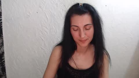Snapshot of nensyfay_ chatting on April 27, 2026, 3:10 pm Nensy online show from April 27, 2026, 3:10 pm