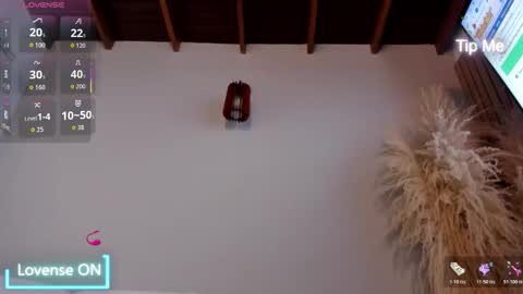 Snapshot of neo_dimou chatting on December 22, 2025, 12:24 pm Jordan online show from December 22, 2025, 12:24 pm