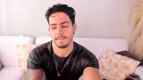 Snapshot of neo_dimou chatting on January 7, 2026, 3:03 pm Jordan online show from January 7, 2026, 3:03 pm