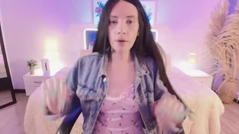 Sarah  online show from May 10, 2026, 3:44 am