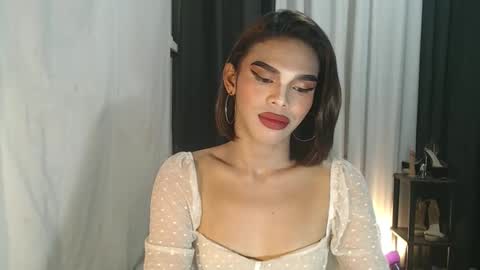 Snapshot of neomi_hardcock chatting on January 18, 2026, 5:17 pm neomi online show from January 18, 2026, 5:17 pm