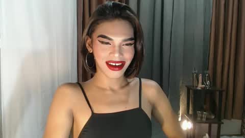 Snapshot of neomi_hardcock chatting on February 15, 2026, 4:14 pm neomi online show from February 15, 2026, 4:14 pm