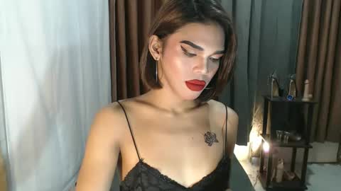 Snapshot of neomi_hardcock chatting on February 21, 2026, 1:34 pm neomi online show from February 21, 2026, 1:34 pm