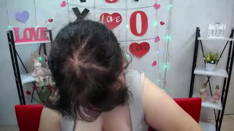 Snapshot of neonilalisova chatting on October 13, 2025, 11:21 am NeonilaLisova online show from October 13, 2025, 11:21 am