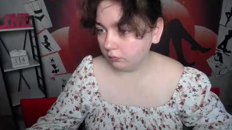 Snapshot of neonilalisova chatting on November 14, 2025, 6:34 am NeonilaLisova online show from November 14, 2025, 6:34 am