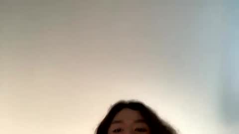 Neon online show from September 27, 2025, 9:31 pm