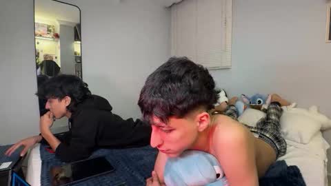 Snapshot of neoplay_ chatting on January 10, 2026, 3:52 am Neo online show from January 10, 2026, 3:52 am