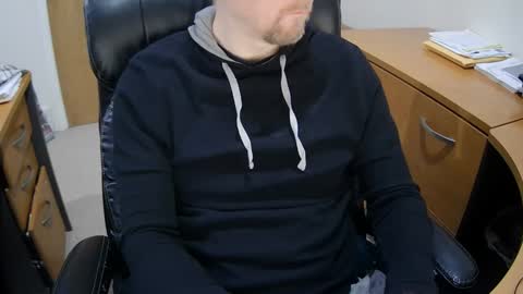 Snapshot of neotee3 chatting on February 12, 2025, 6:09 pm Neotee online show from February 12, 2025, 6:09 pm