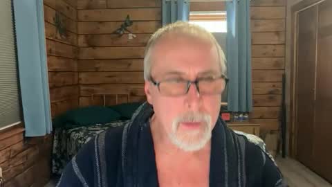 Snapshot of neptune2002 chatting on April 2, 2026, 5:43 pm neptune2002 online show from April 2, 2026, 5:43 pm