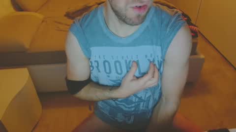 Snapshot of nerchia_89 chatting on December 22, 2024, 11:33 am Nerchia89 online show from December 22, 2024, 11:33 am