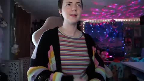 Snapshot of nerdy_squirty chatting on January 7, 2026, 7:11 am NerdySquirty online show from January 7, 2026, 7:11 am