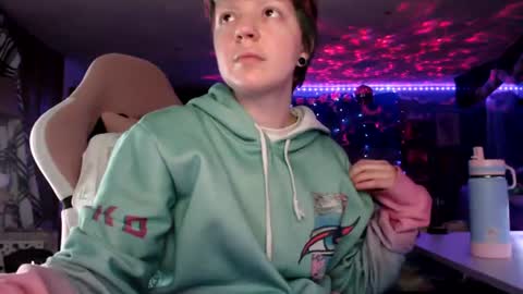 Snapshot of nerdy_squirty chatting on June 24, 2026, 6:34 am NerdySquirty online show from June 24, 2026, 6:34 am