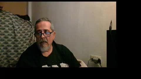 Snapshot of neron401 chatting on November 6, 2025, 9:48 pm neron401 online show from November 6, 2025, 9:48 pm