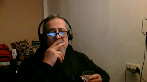 Snapshot of neron401 chatting on December 21, 2025, 2:30 am neron401 online show from December 21, 2025, 2:30 am