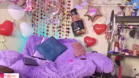 Snapshot of ness_wi chatting on February 16, 2025, 11:37 pm online show from February 16, 2025, 11:37 pm