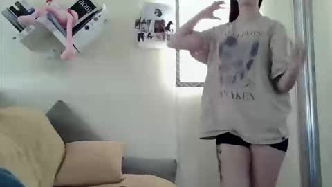 Snapshot of nessa2007 chatting on February 28, 2026, 10:05 am nessa2007 online show from February 28, 2026, 10:05 am