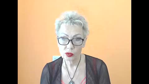 NessyJenixs online show from October 28, 2025, 7:45 am